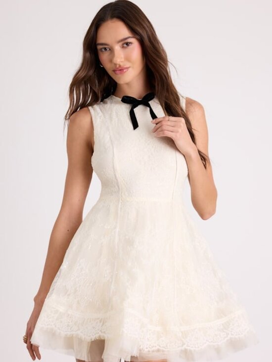 Lulus Dresses & Skirts - Lulus Charmaine Cream Lace Sleeveless Skater Mini Dress White - Size S